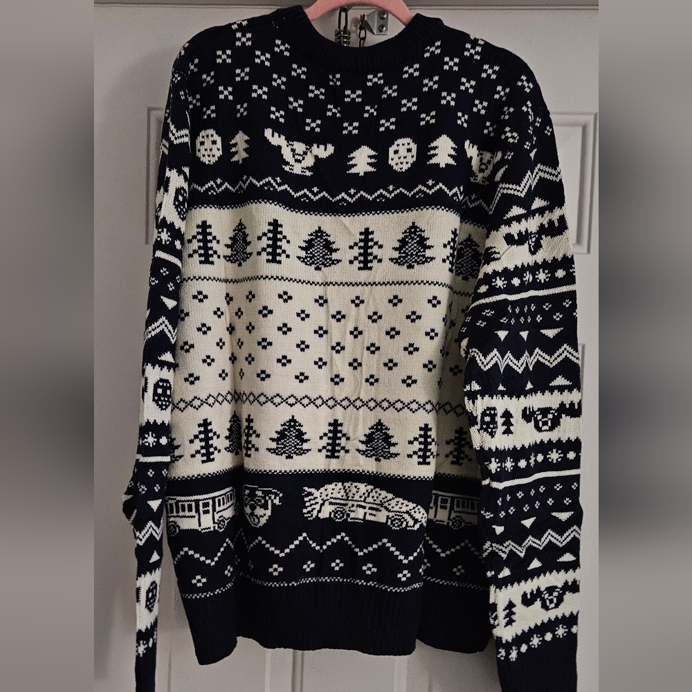 Graphic Sweater - Picture 3 of 5